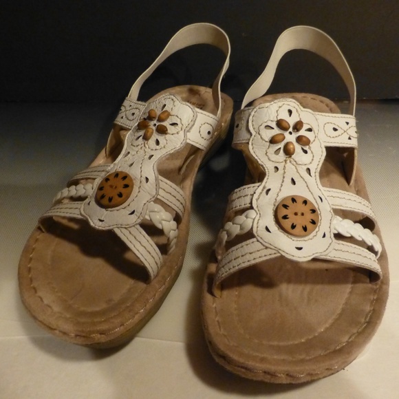 earth white sandals